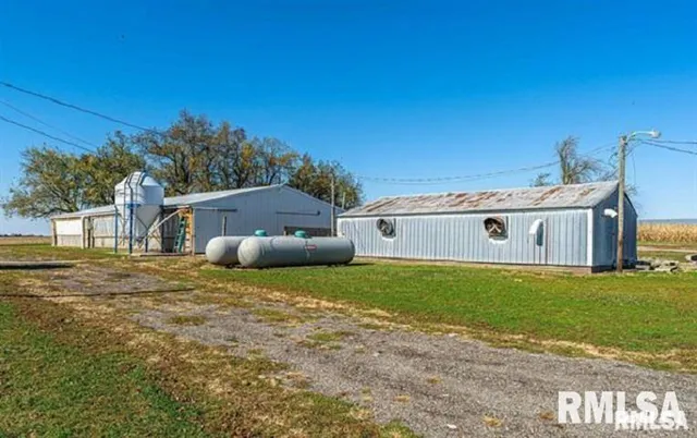 $535,000 | 2322 County Road 2000 North, Beason, IL 62512