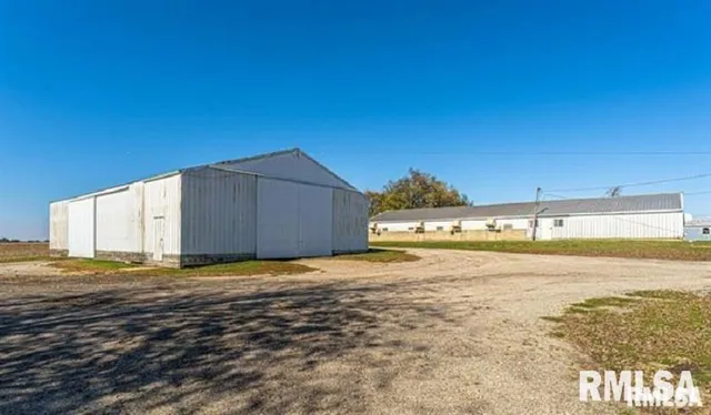 $535,000 | 2322 County Road 2000 North, Beason, IL 62512