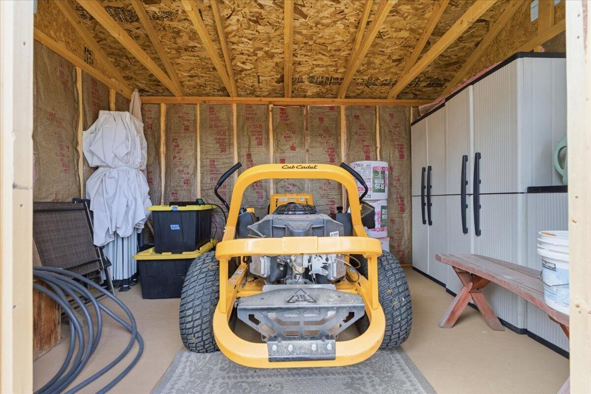 51475 Wheeler Road La Pine, OR 97739 - Photo 7 of 59 46-051_DSC07877