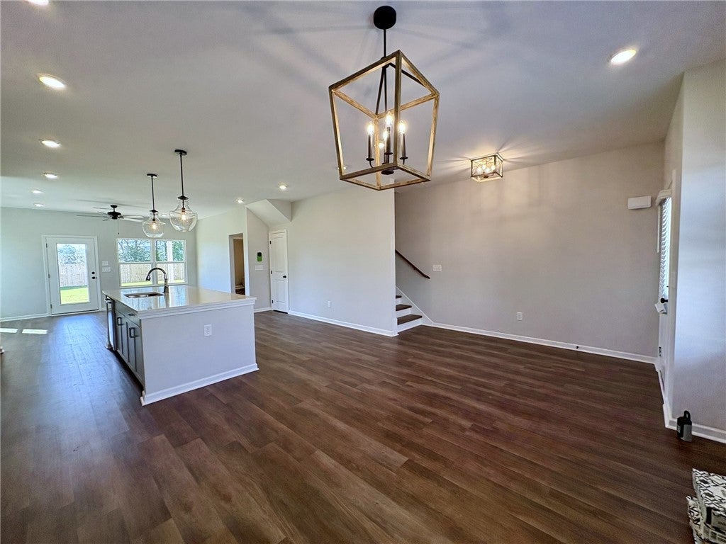 520 Waterpoint Way, Unit 17 Opelika, AL 36801 - Photo 3 of 38 Gallery Image 3