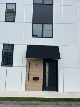 $3,000 | 194 Rumford Avenue, Unit 5, Mansfield, MA 02048