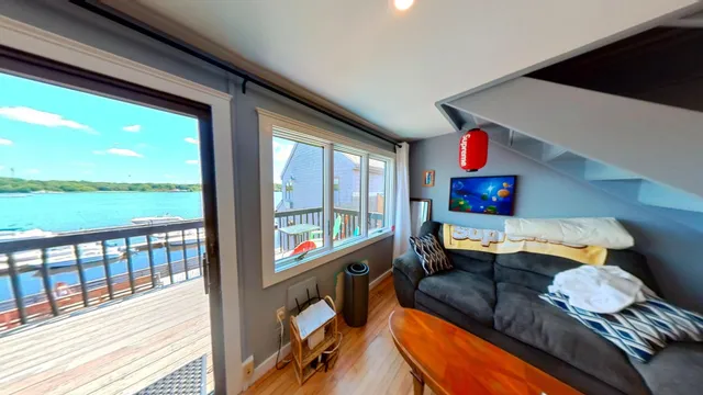 $1,975,000 | 99 Commercial Street, Bath, ME 04530