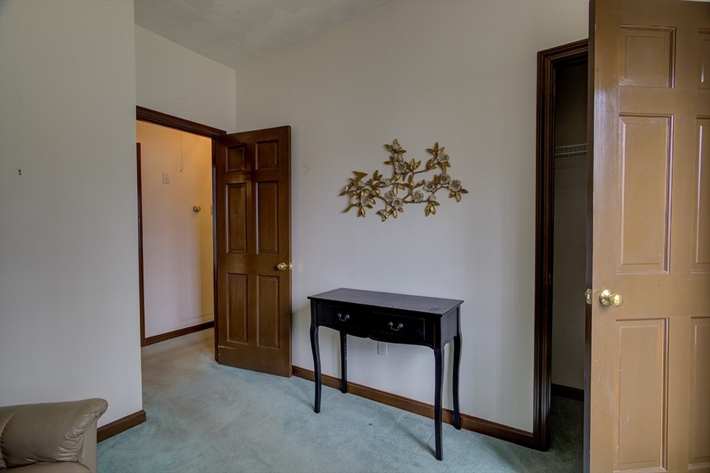 31 Bow Ridge Road Lynn, MA 01904 - Photo 17 of 26 Gallery Image 17