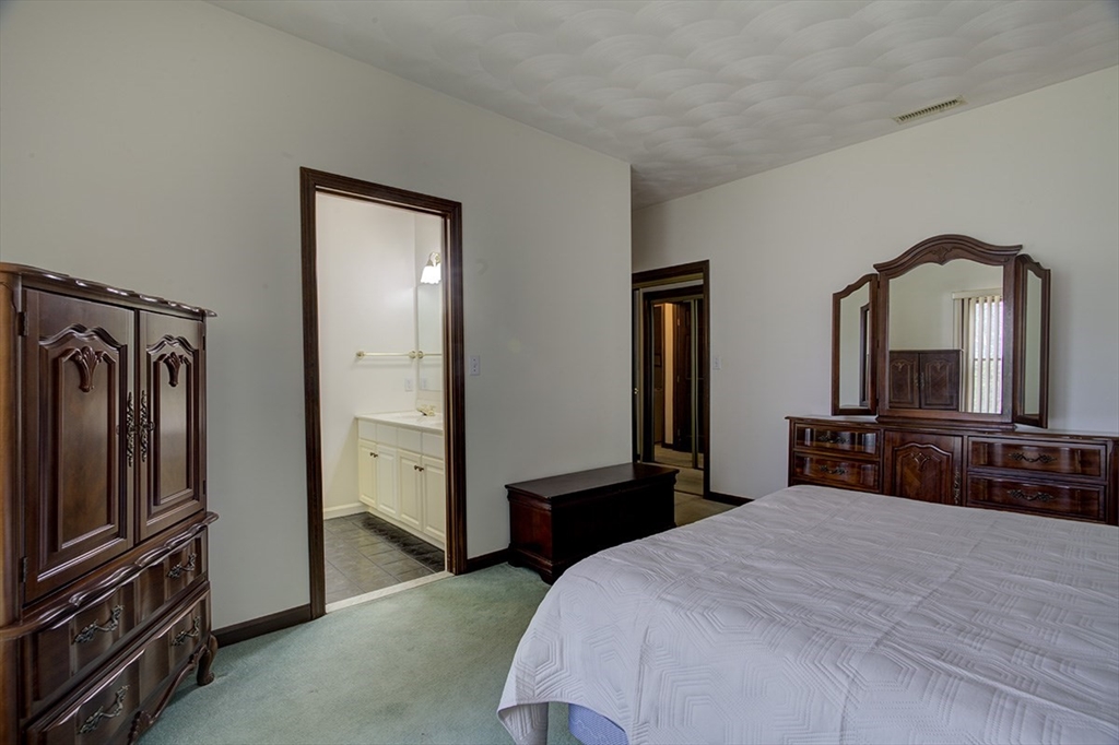31 Bow Ridge Road Lynn, MA 01904 - Photo 22 of 26 Gallery Image 22