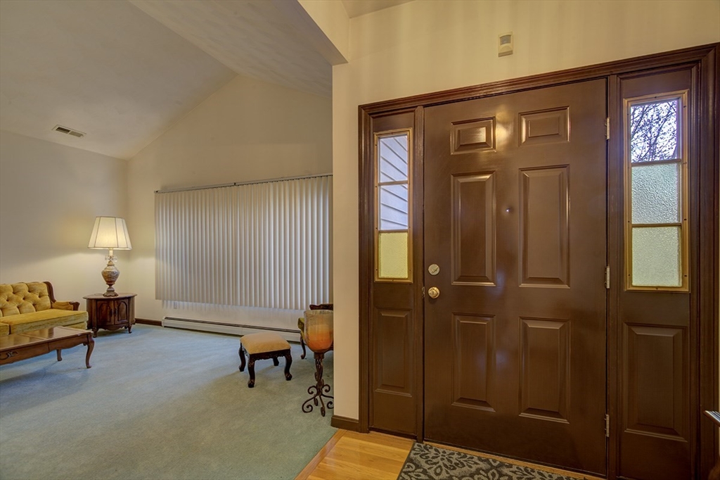 31 Bow Ridge Road Lynn, MA 01904 - Photo 8 of 26 Gallery Image 8