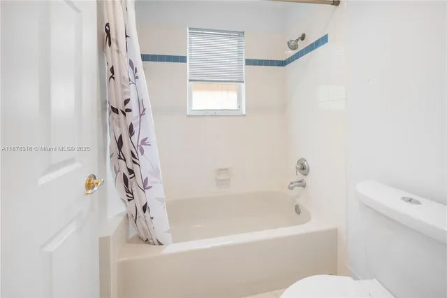 $899,999 | 1443 Southwest 161st Avenue, Pembroke Pines, FL 33027