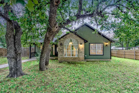 $245,000 | 724 Cypress Lane, Cottonwood Shores, TX 78657