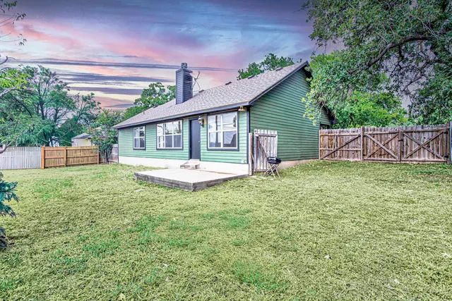 $245,000 | 724 Cypress Lane, Cottonwood Shores, TX 78657