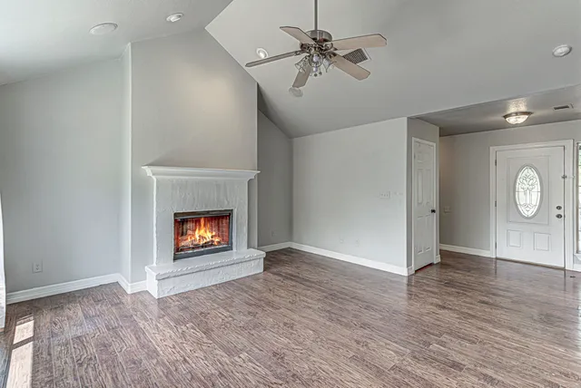 $245,000 | 724 Cypress Lane, Cottonwood Shores, TX 78657