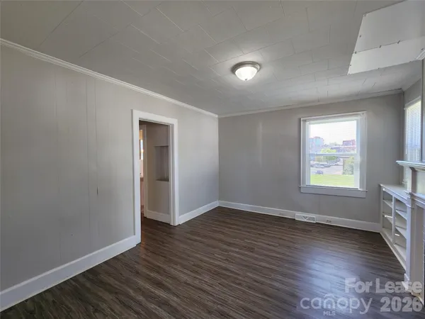 $1,295 | 12 Woodsdale Place Southeast, Concord, NC 28025