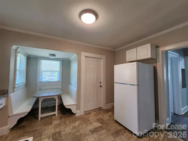 $1,295 | 12 Woodsdale Place Southeast, Concord, NC 28025