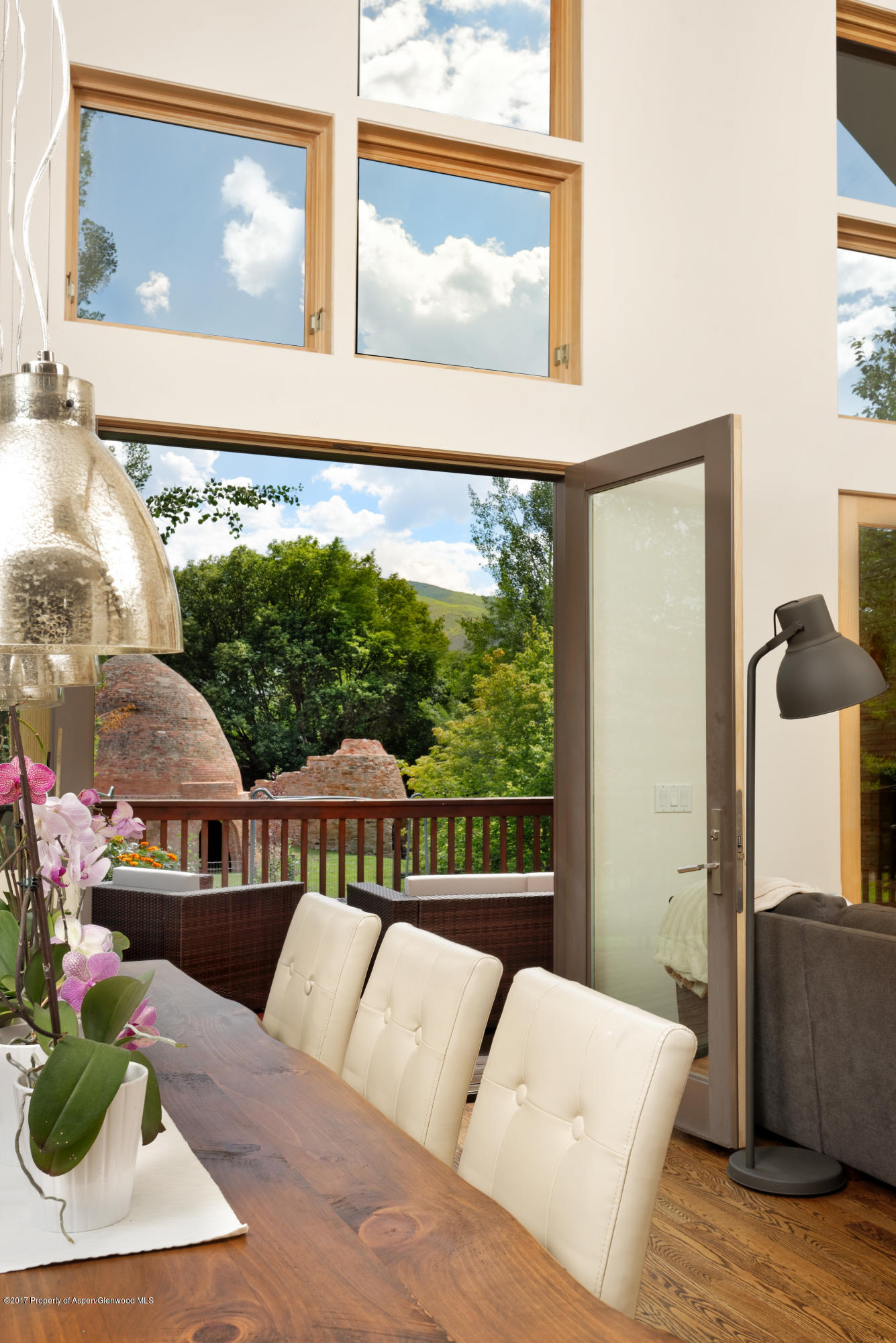 185 Riverside Drive Basalt, CO 81621 - Photo 9 of 34 a living room with furniture