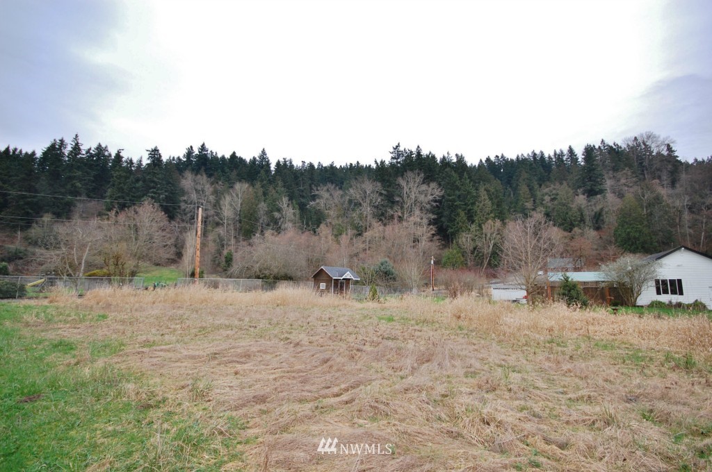 4805 Parker Road East Sumner, WA 98390 - Photo 8 of 16 Gallery Image 8