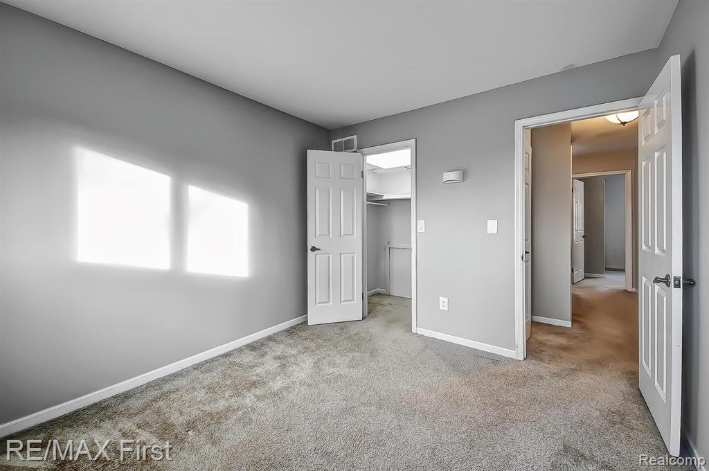 148 Stratford Lane Rochester Hills, MI 48309 - Photo 15 of 23