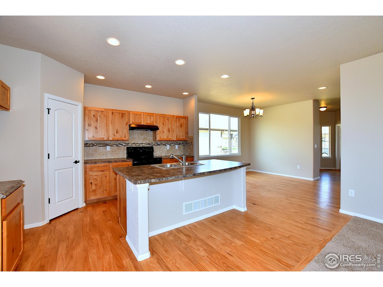 8714 7th Road Greeley, CO 80634 - Photo 17 of 39 Gallery Image 17