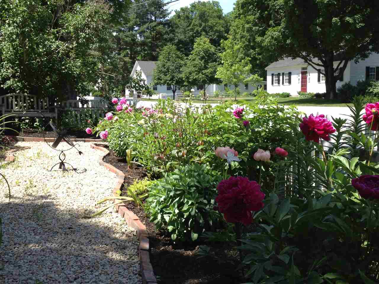 95 Boston Post Road Amherst, NH 03031 - Photo 35 of 40