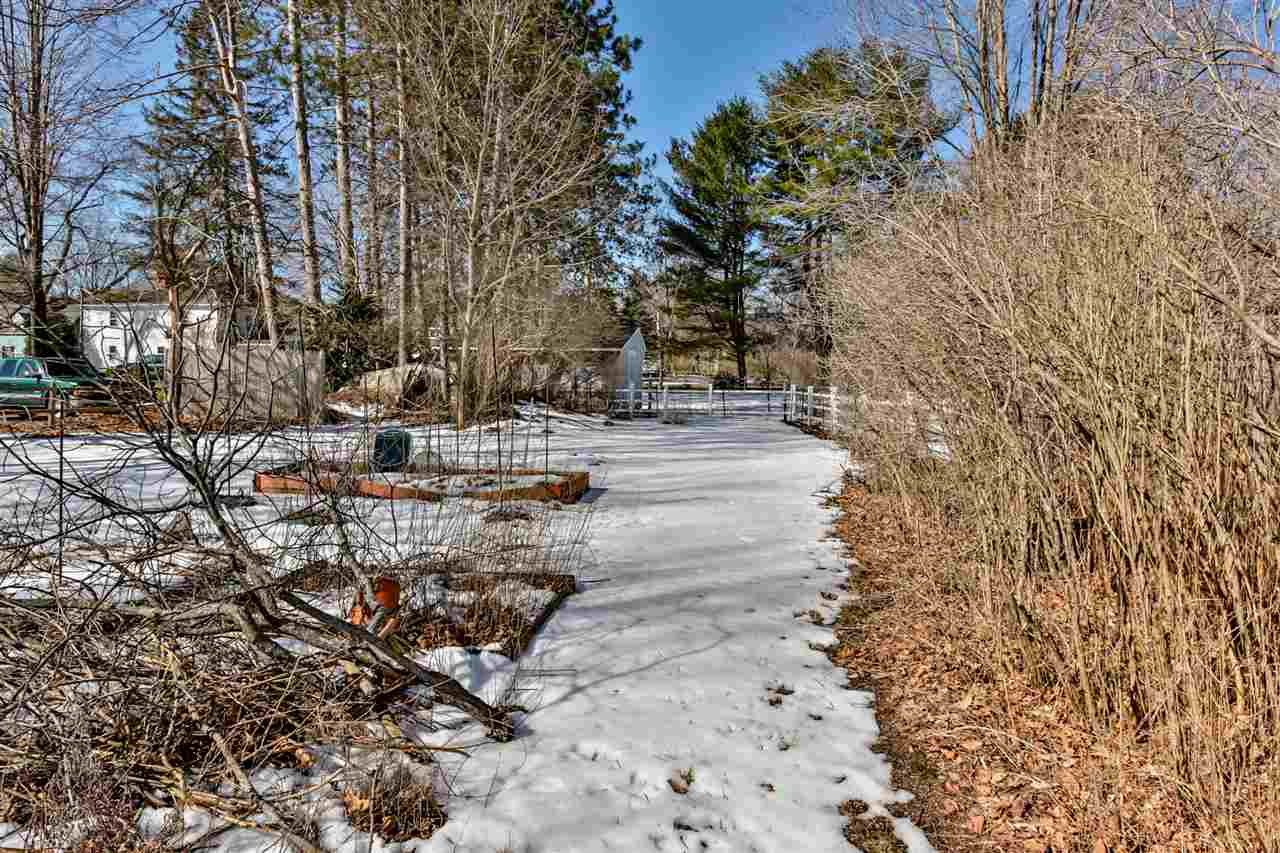 95 Boston Post Road Amherst, NH 03031 - Photo 38 of 40