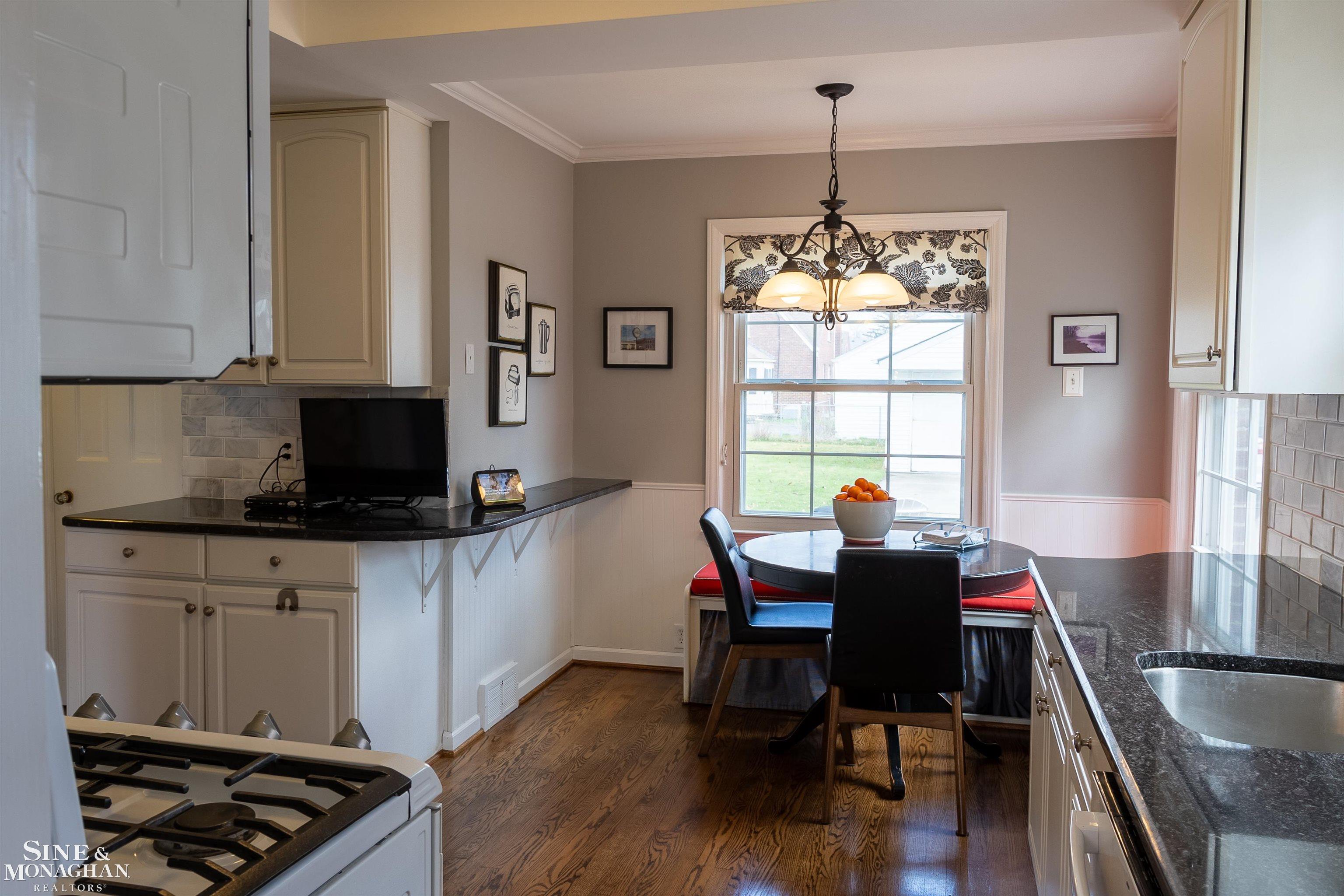 1832 Littlestone Road Grosse Pointe Woods, MI 48236 - Photo 16 of 36