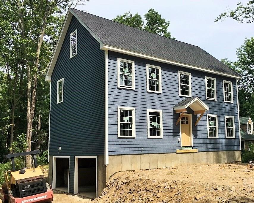 24 Ferncroft Road York, ME 03909 - Photo 3 of 21 Easy access garage