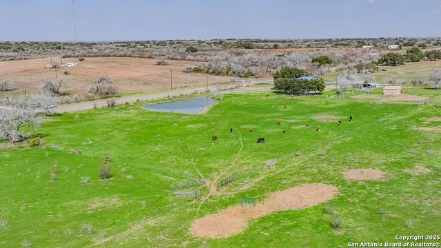 $599,000 | 4015 Farm To Market 623, Kenedy, TX 78119