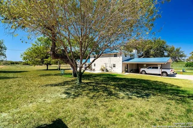 $599,000 | 4015 Farm To Market 623, Kenedy, TX 78119