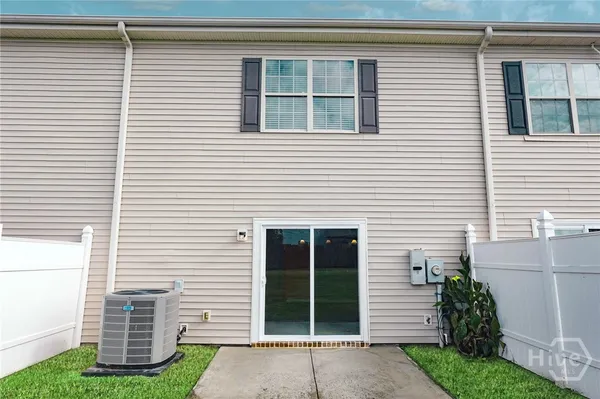 $1,850 | 540 Canyon Oak Loop, Richmond Hill, GA 31324