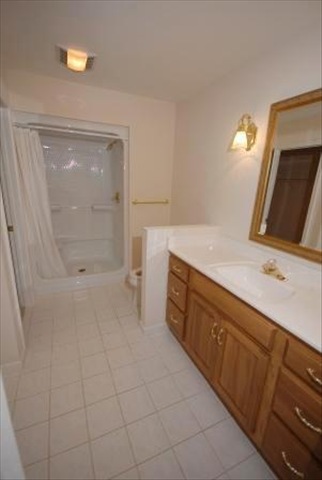 426 South Cove Road, Unit BERWICK Seneca, SC 29672 - Photo 11 of 16 Gallery Image 11