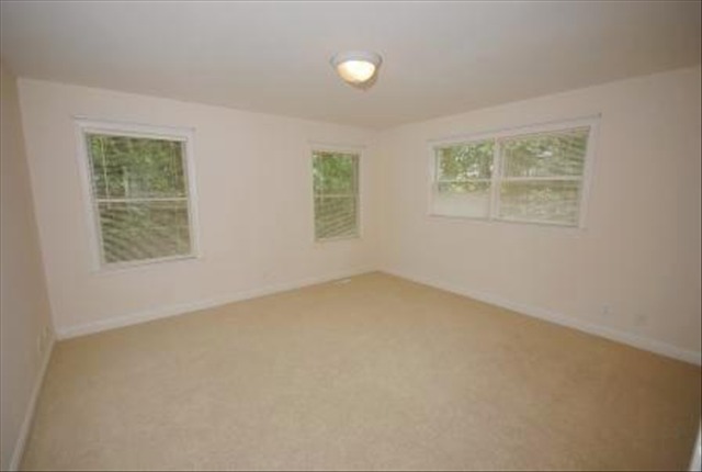426 South Cove Road, Unit BERWICK Seneca, SC 29672 - Photo 10 of 16 Gallery Image 10
