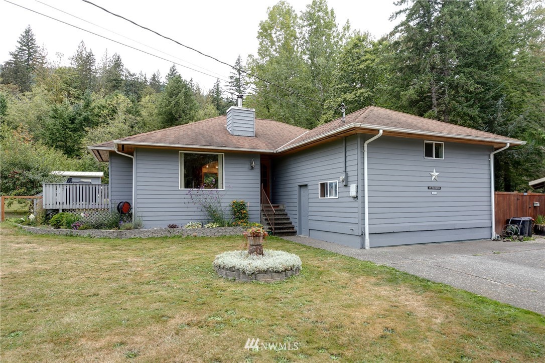5692 Bell Creek Road Deming, WA 98244 - Photo 1 of 25 Gallery Image 1