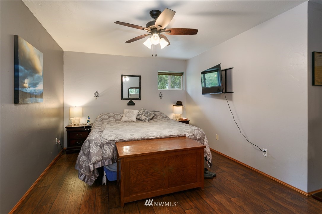 5692 Bell Creek Road Deming, WA 98244 - Photo 13 of 25 Gallery Image 13