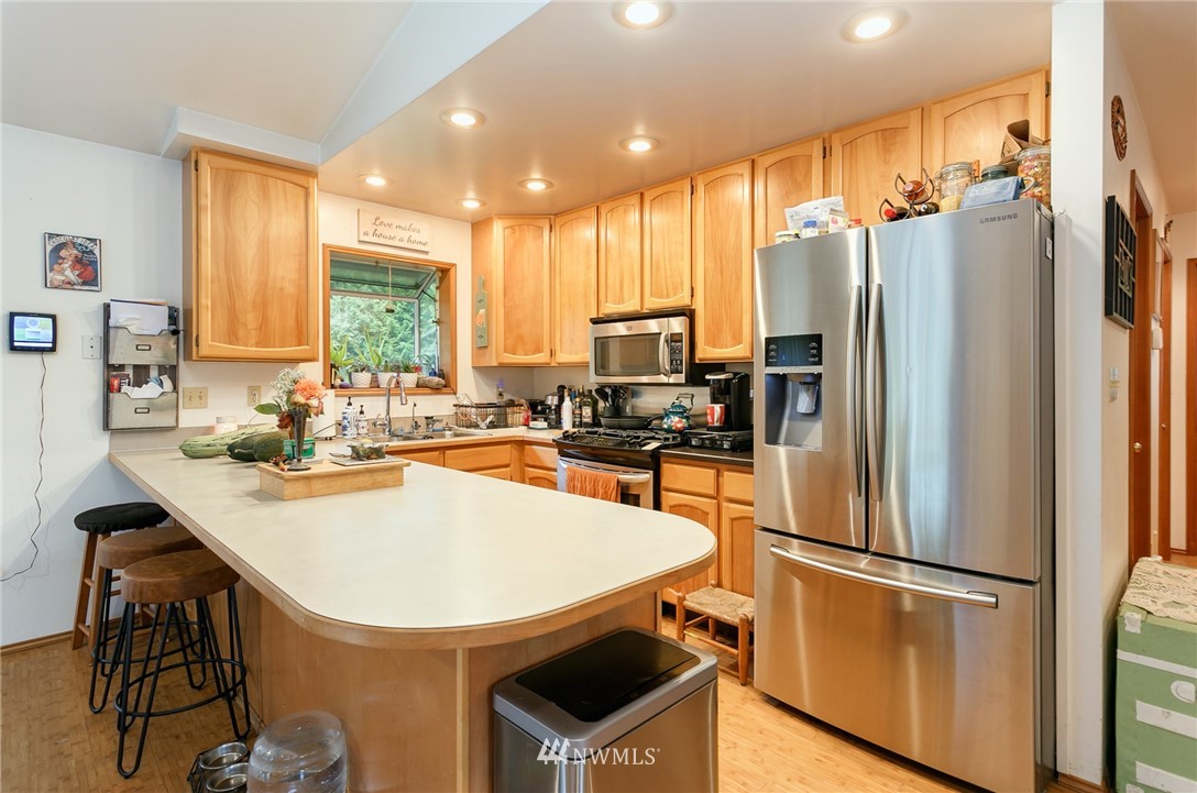 5692 Bell Creek Road Deming, WA 98244 - Photo 6 of 25 Gallery Image 6