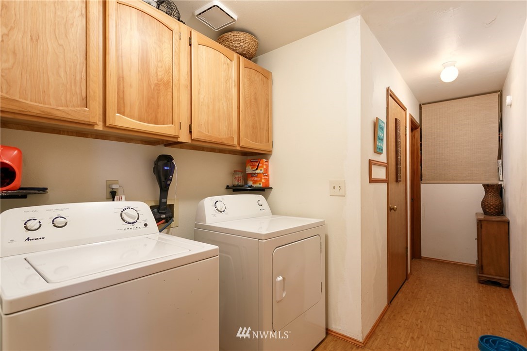5692 Bell Creek Road Deming, WA 98244 - Photo 8 of 25 Gallery Image 8
