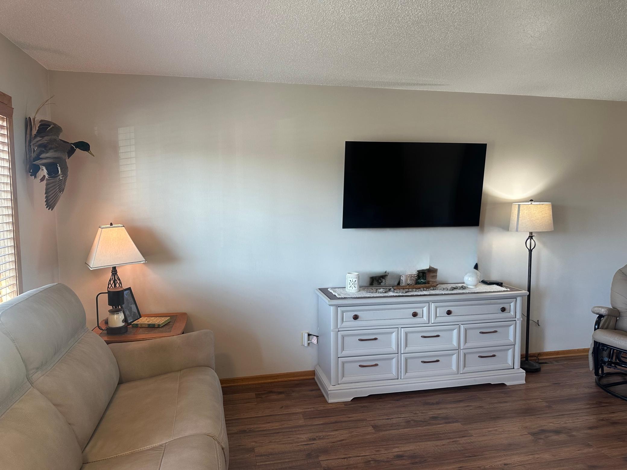 204 Northwest 2nd Street Adams, MN 55909 - Photo 11 of 32