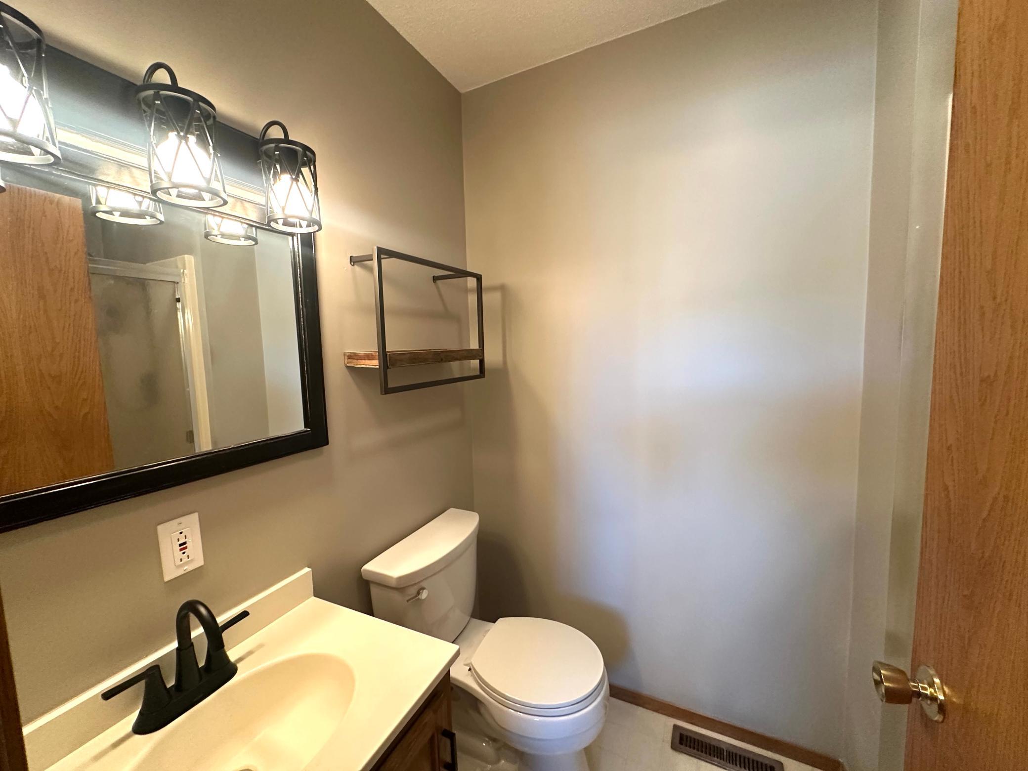 204 Northwest 2nd Street Adams, MN 55909 - Photo 16 of 32