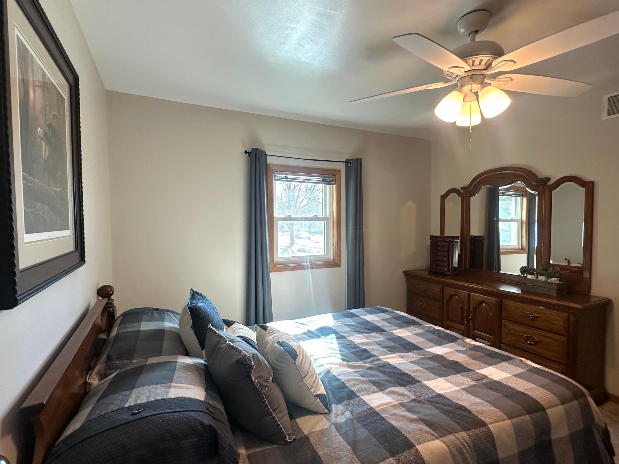 204 Northwest 2nd Street Adams, MN 55909 - Photo 19 of 32