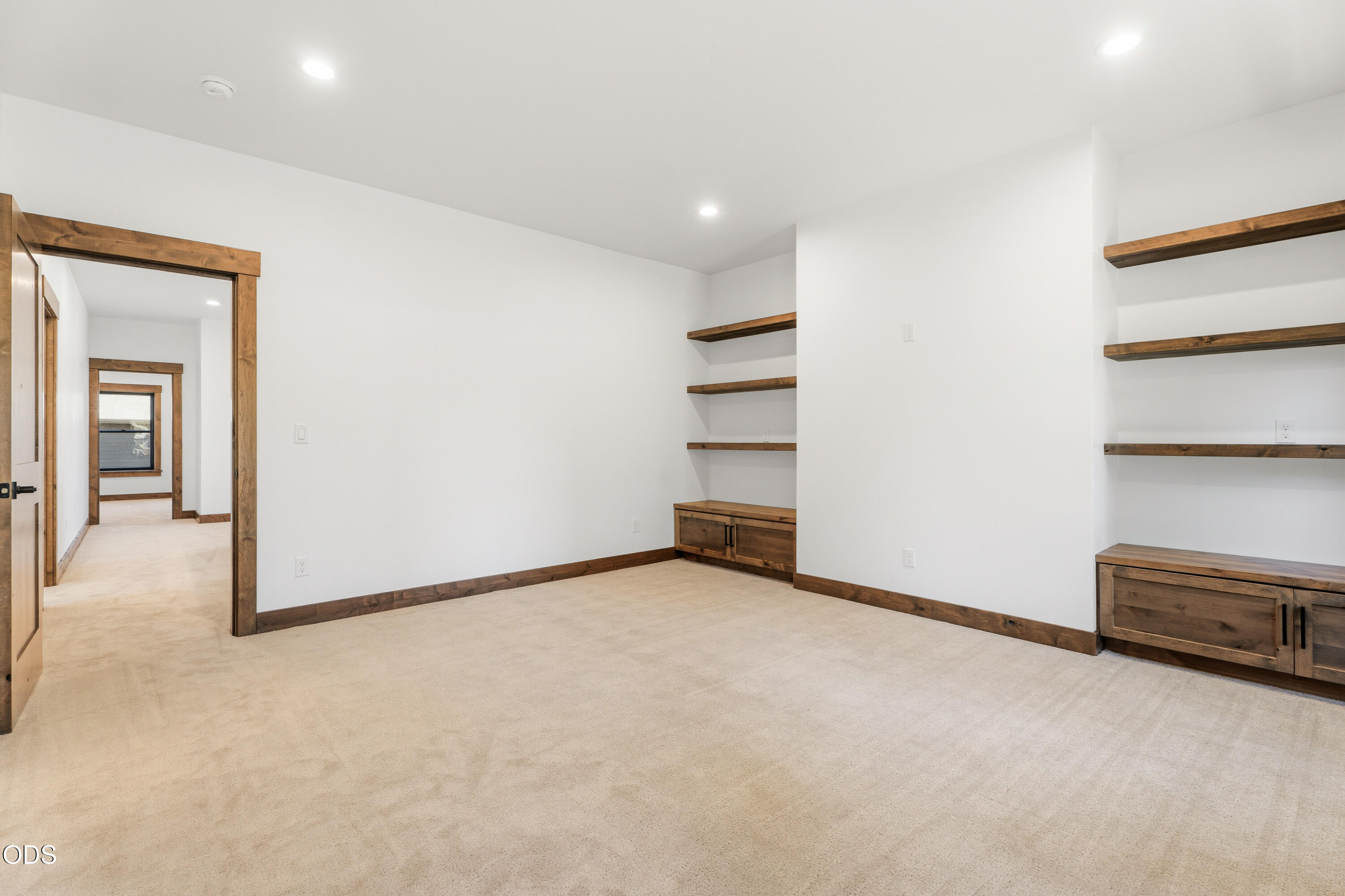 17780 Preservation Loop, Unit 486 Bend, OR 97707 - Photo 32 of 43