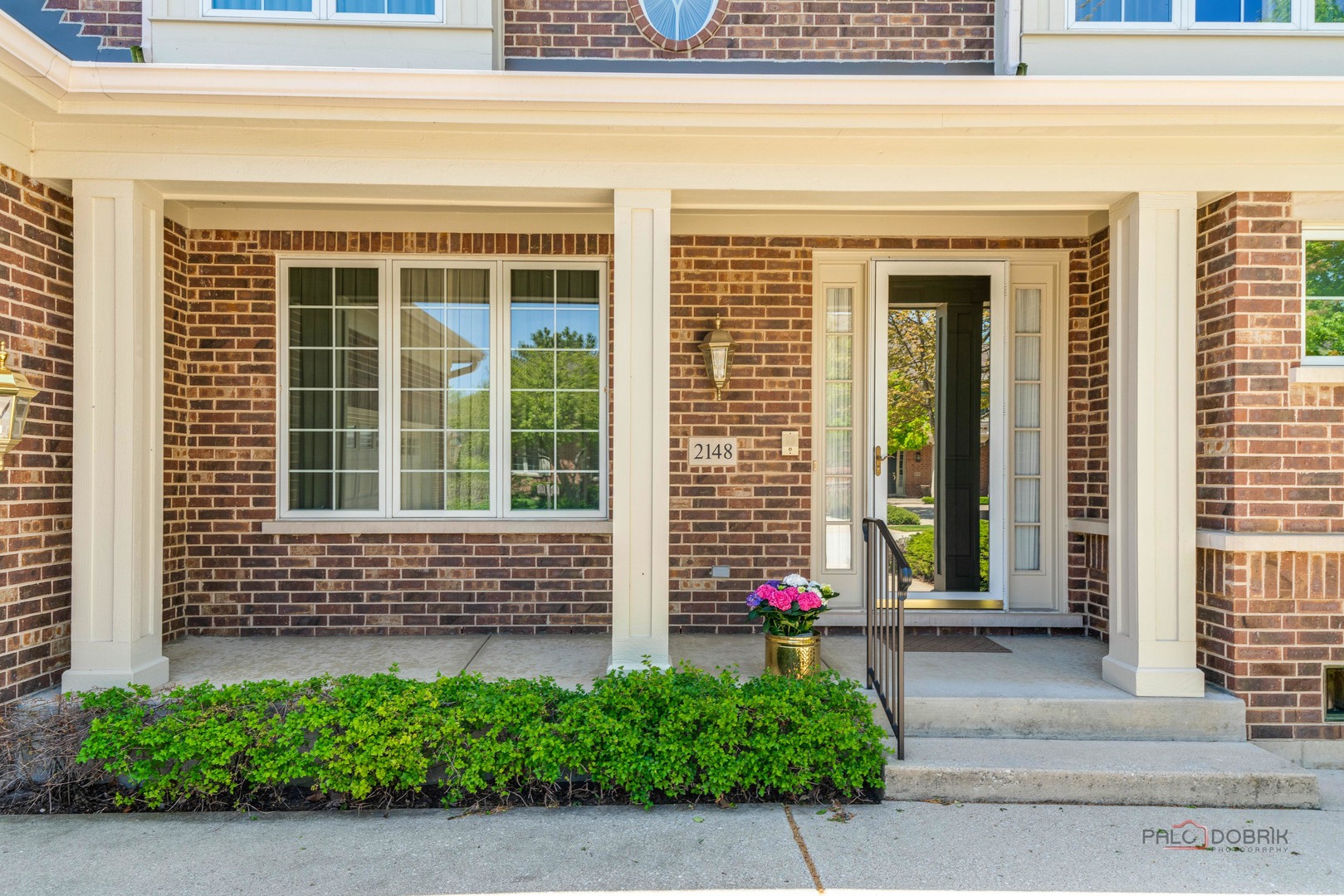 2148 Royal Ridge Drive Northbrook, IL 60062 - Photo 3 of 47