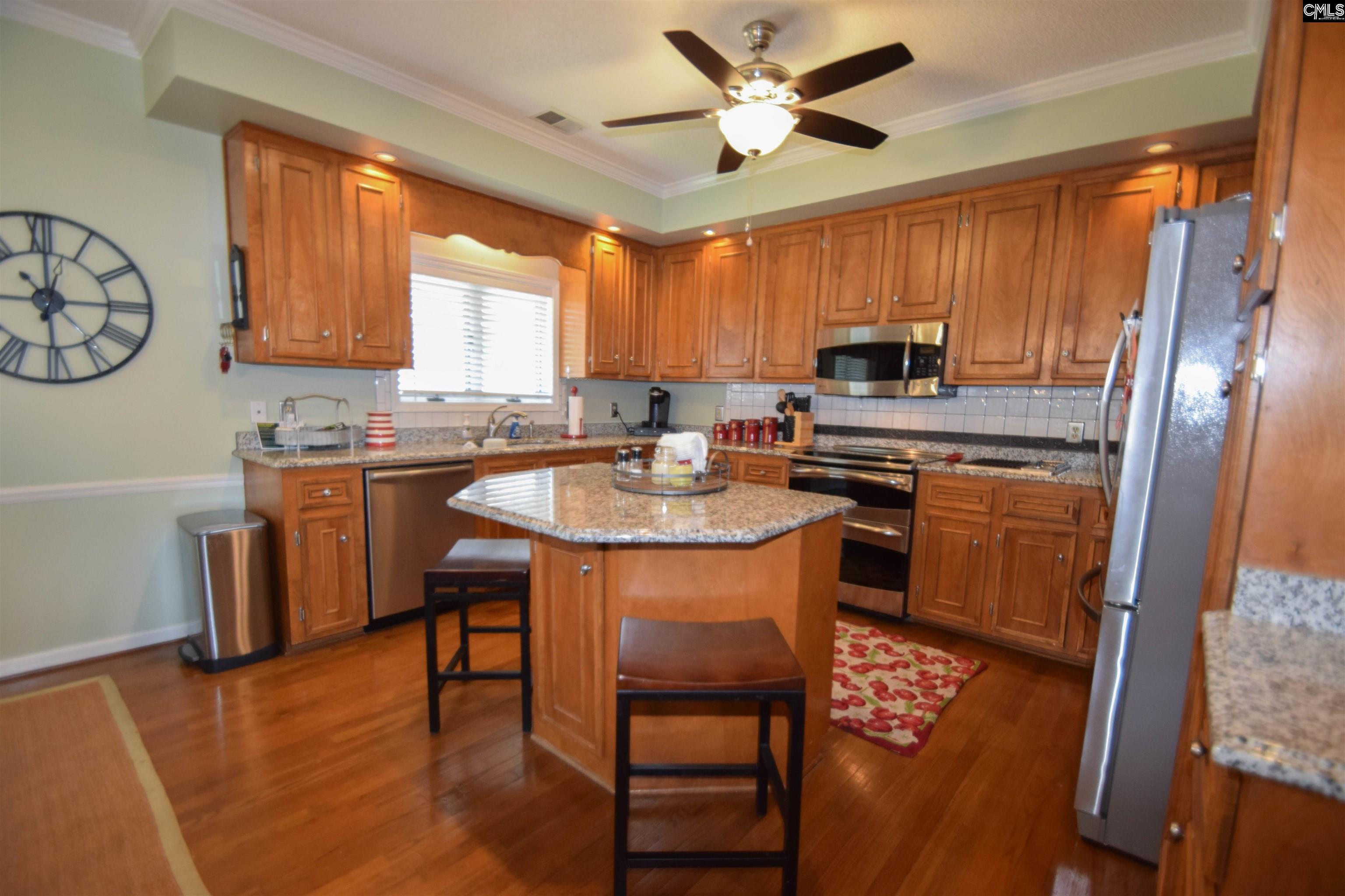 128 Cove Court Irmo, SC 29063 - Photo 17 of 91