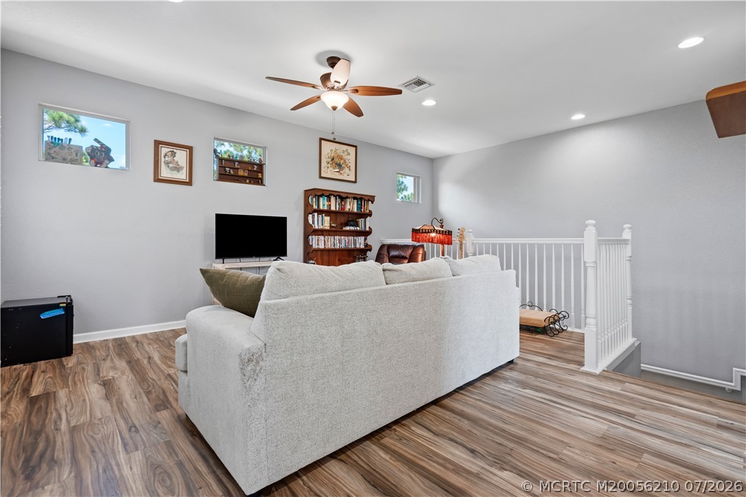 1063 Southwest Triste Way Stuart, FL 34997 - Photo 24 of 40 Gallery Image 24