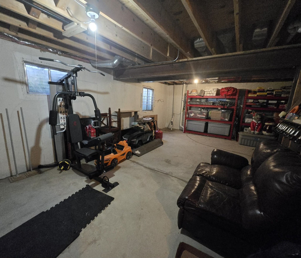 8141 Old Mill Road Frankfort, IL 60423 - Photo 36 of 39 a view of a room with gym equipment