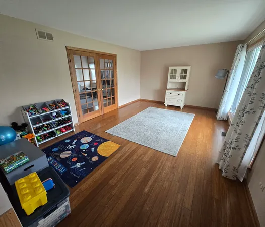 $520,000 | 8141 Old Mill Road, Frankfort, IL 60423