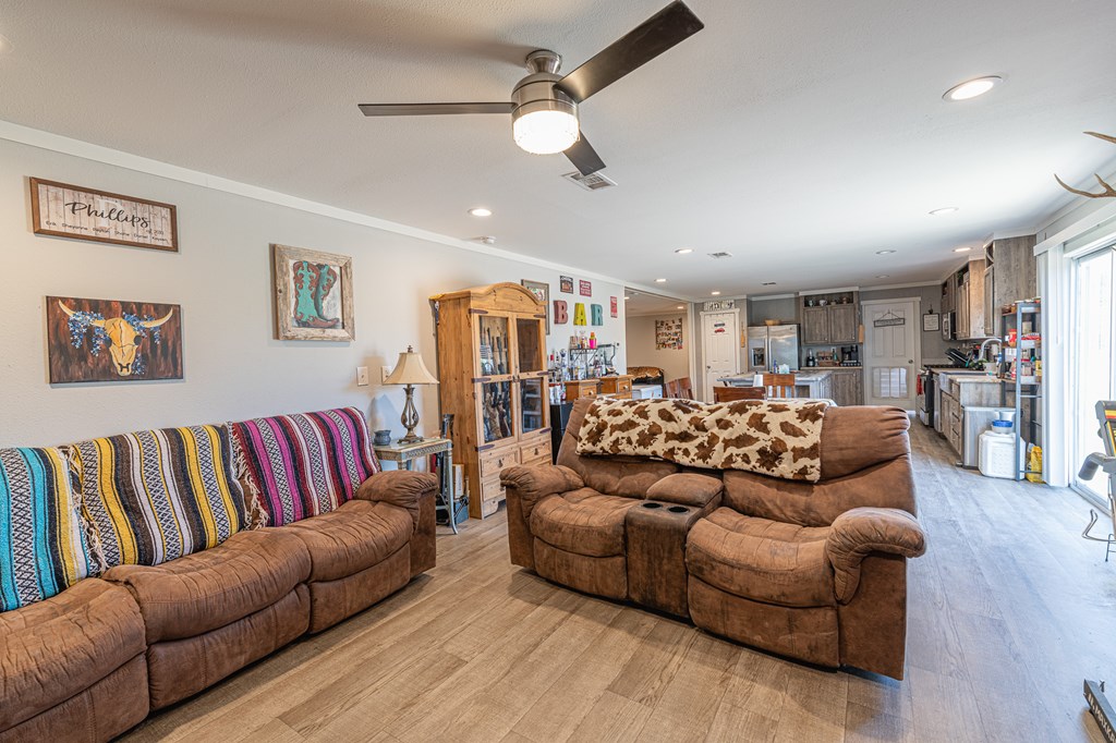 266 North Mountain View Drive Junction, TX 76849 - Photo 9 of 27 Gallery Image 9
