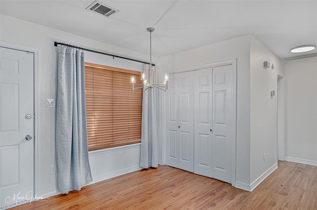 1140 Linton Road Benton, LA 71006 - Photo 8 of 39 a view of a room with wooden floor and windows