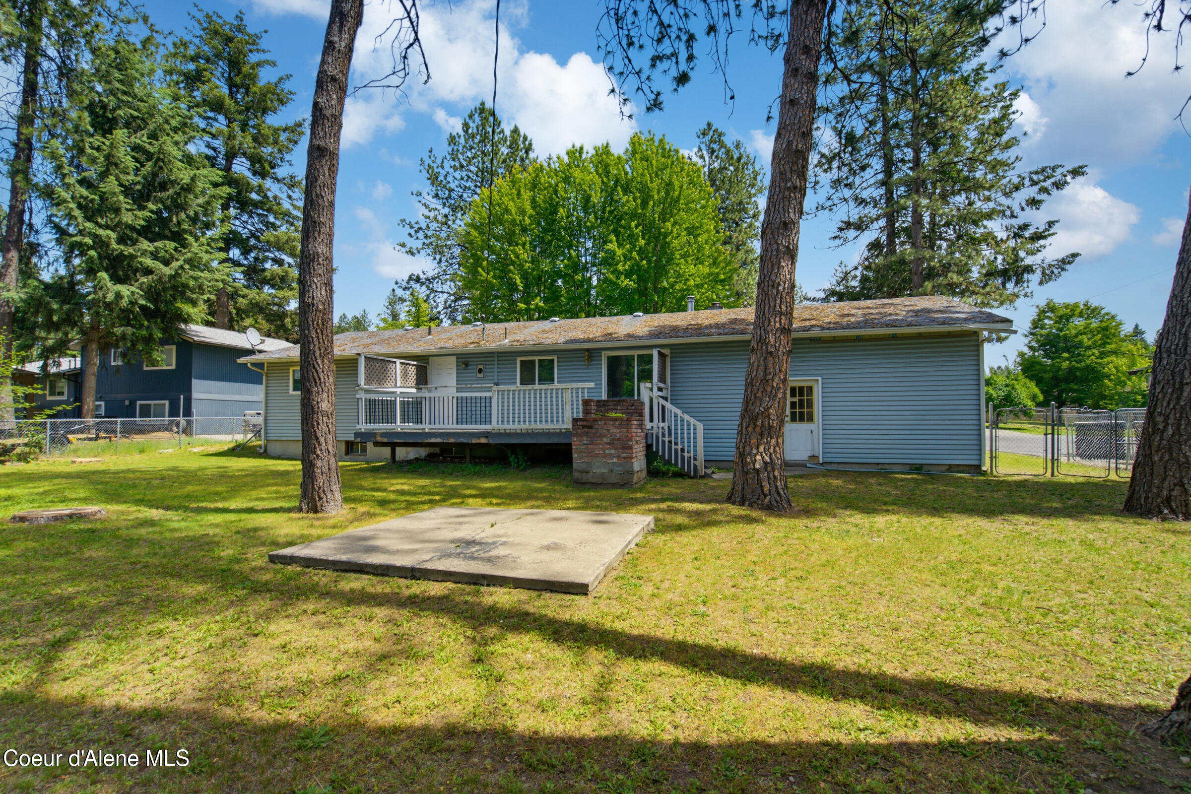 11865 North Forest Road Hayden, ID 83835 - Photo 5 of 27 005