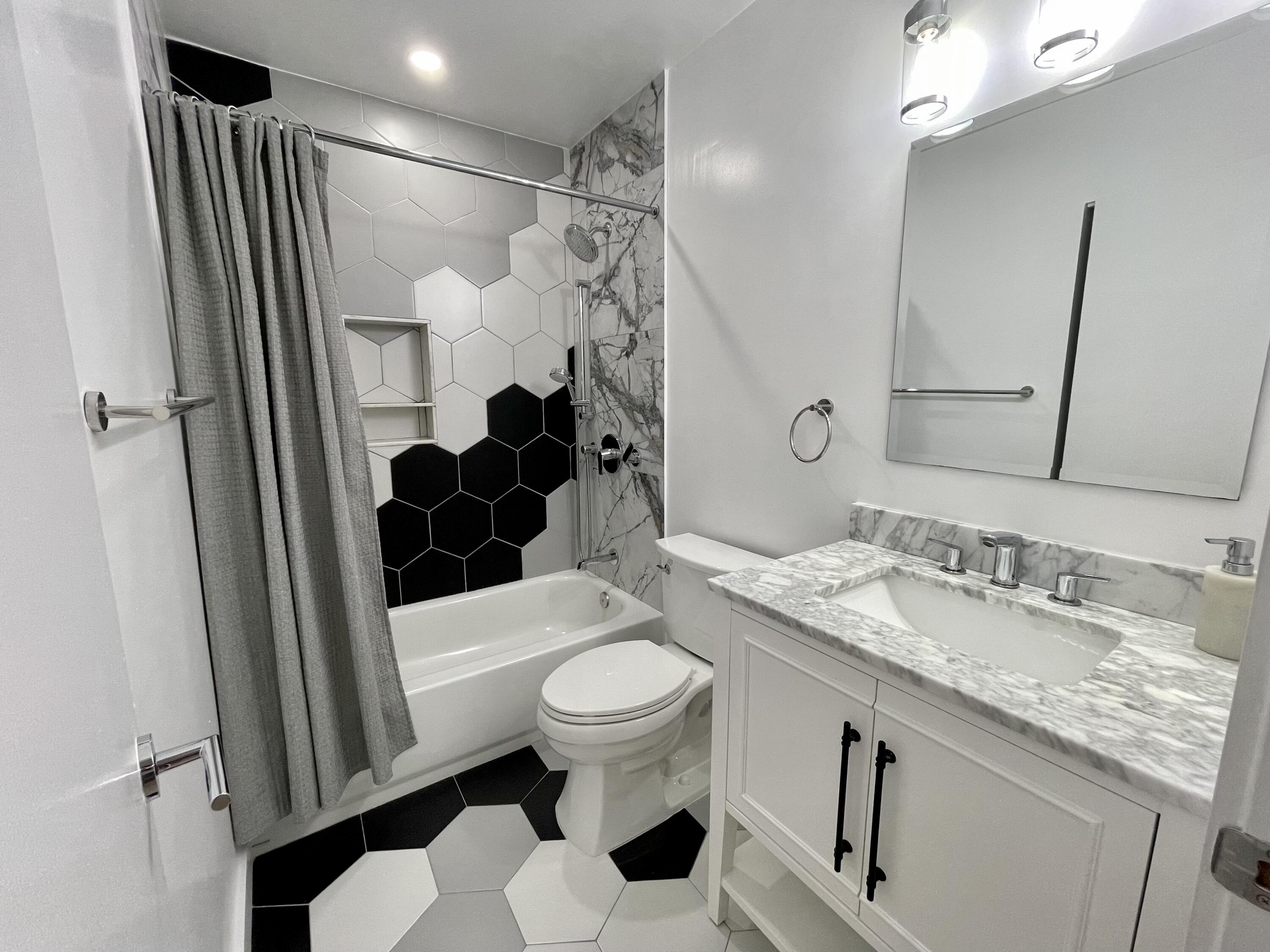 350 Club Circle, Unit 207 Boca Raton, FL 33487 - Photo 11 of 23 FullSizeRender
