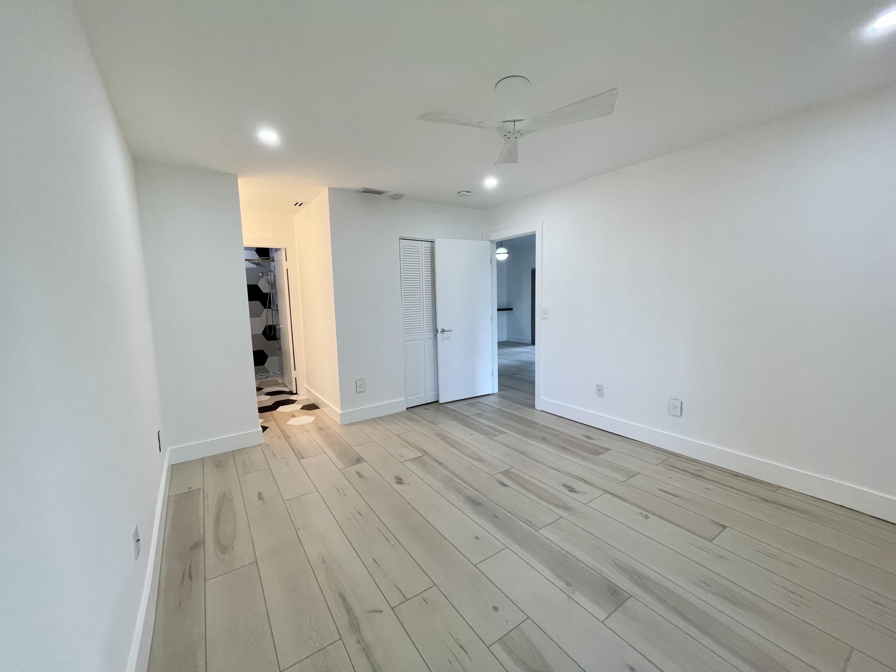 350 Club Circle, Unit 207 Boca Raton, FL 33487 - Photo 14 of 23 FullSizeRender
