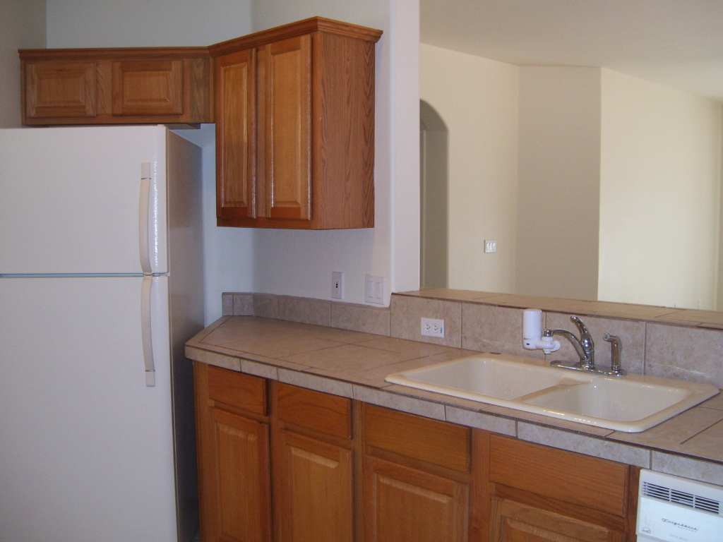 403 West Christopher Point Payson, AZ 85541 - Photo 4 of 12 Kitchen 2