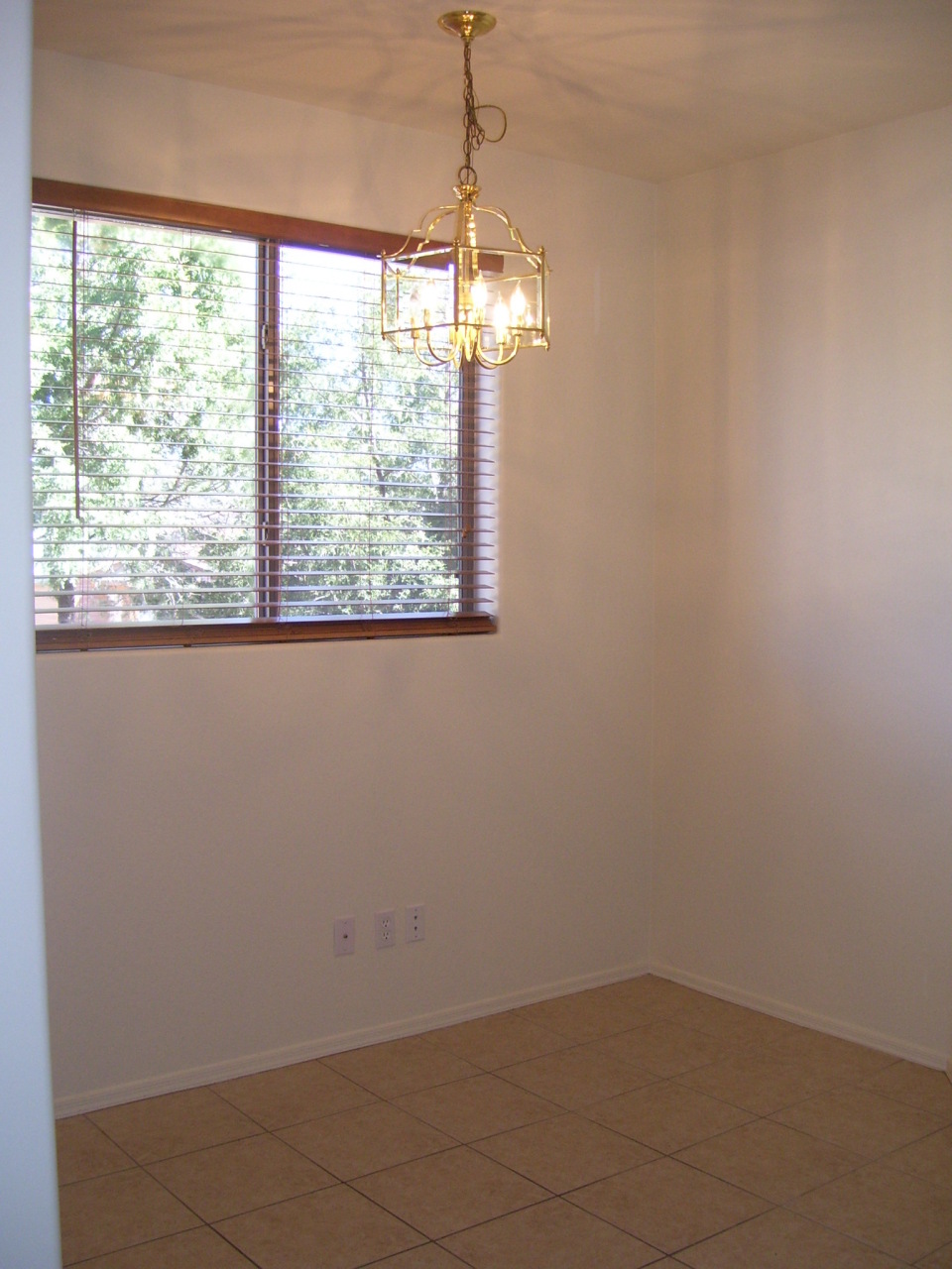 403 West Christopher Point Payson, AZ 85541 - Photo 7 of 12 Dining area