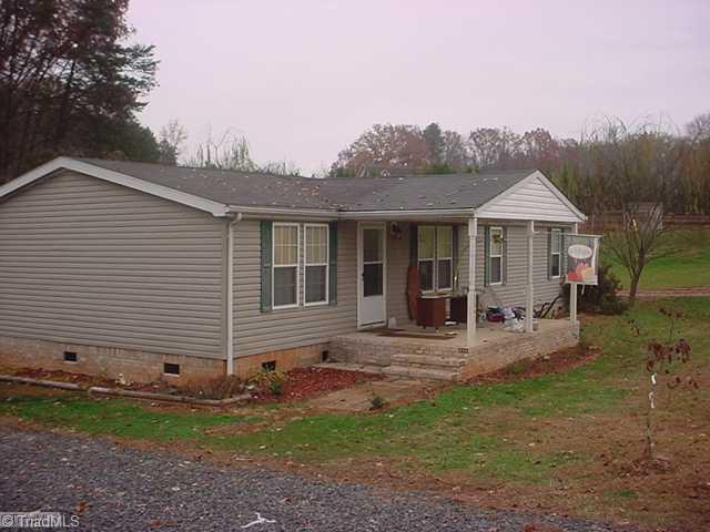 1193 High Bridge Road Pinnacle, NC 27043 - Photo 1 of 6 Exterior Front.