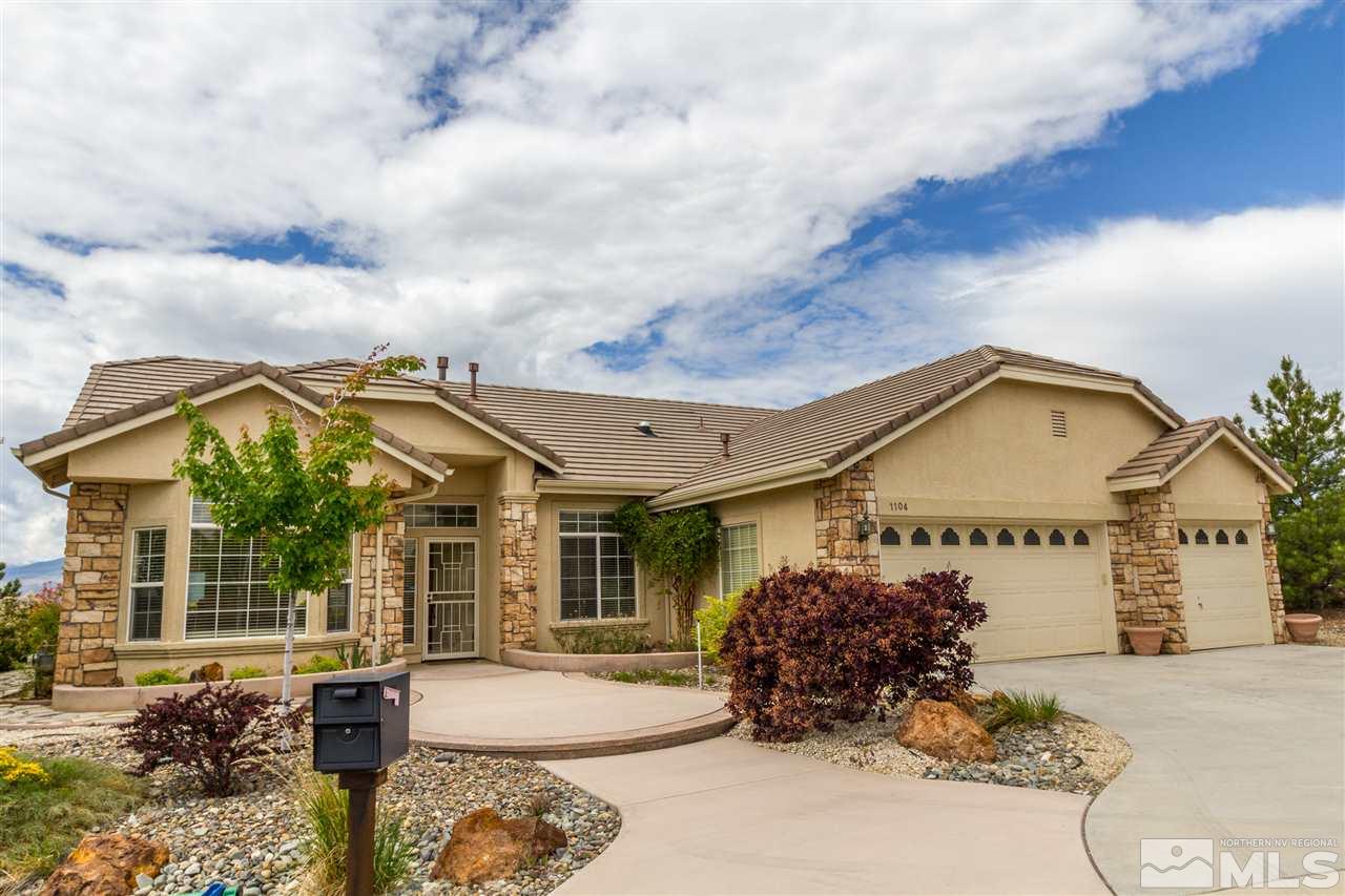 1104 University Ridge Drive Reno, NV 89512 - Photo 3 of 25